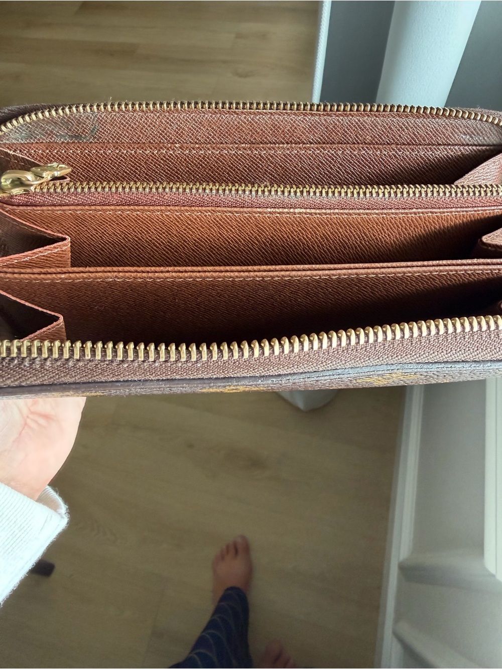 Louis Vuitton Monogram Zip Wallet in Brown and Gold-Tone - Picture 8 of 8
